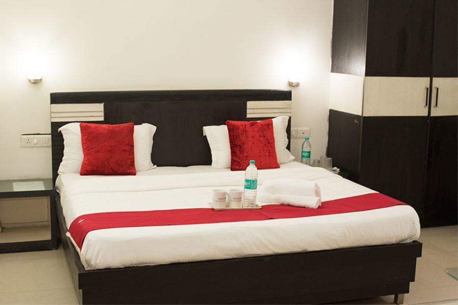 גורגאון Aura Suites מראה חיצוני תמונה