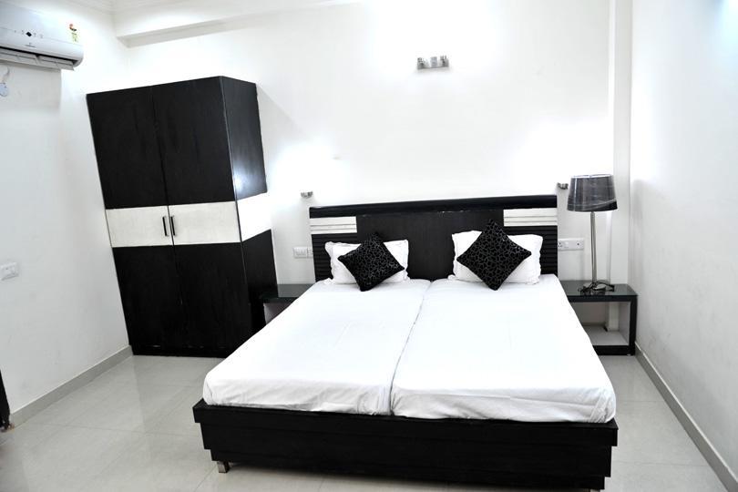 גורגאון Aura Suites מראה חיצוני תמונה